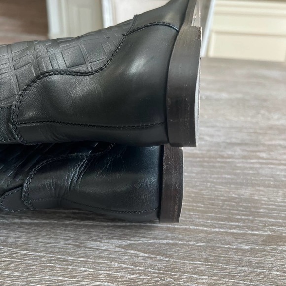 Burberry quilted riding boots size 6 - Picture 8 of 14